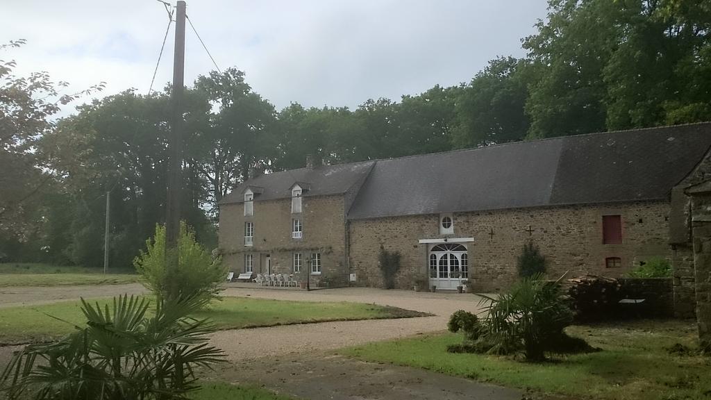 Gîtes de Launay Guibert Miniac-Morvan Zimmer foto